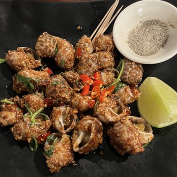 Ka-Te Restaurant and Bar - Ốc hương xào tỏi cũng ngon lắm, có điều hơi mặn. - Vietnamese Near Me - Portland, Oregon Ka-Te Restaurant and Bar - Ốc hương xào tỏi cũng ngon lắm, có điều hơi mặn. - Vietnamese Near Me - Portland, Oregon