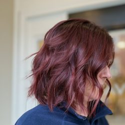 Moda Salon - Mocha red