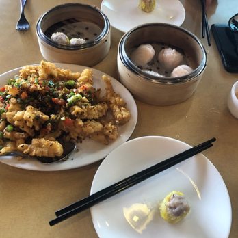 Lee's House Restaurant - Delicious Salt and Pepper Squid and Dim Sum - Chinese Near Me - Victoria, British Columbia