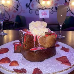 Strawberry French toast with vanilla ice cream