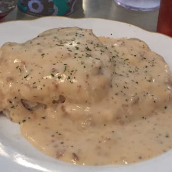 Henhouse Cafe - Chorizo Gravy and Bisquits - Cafes Near Me - Gilbert, Arizona