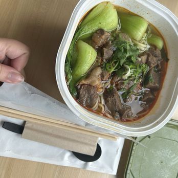 Fer - To go M1 SUPREME BEEF 牛肉 - Noodles Near Me - Long Island City, New York