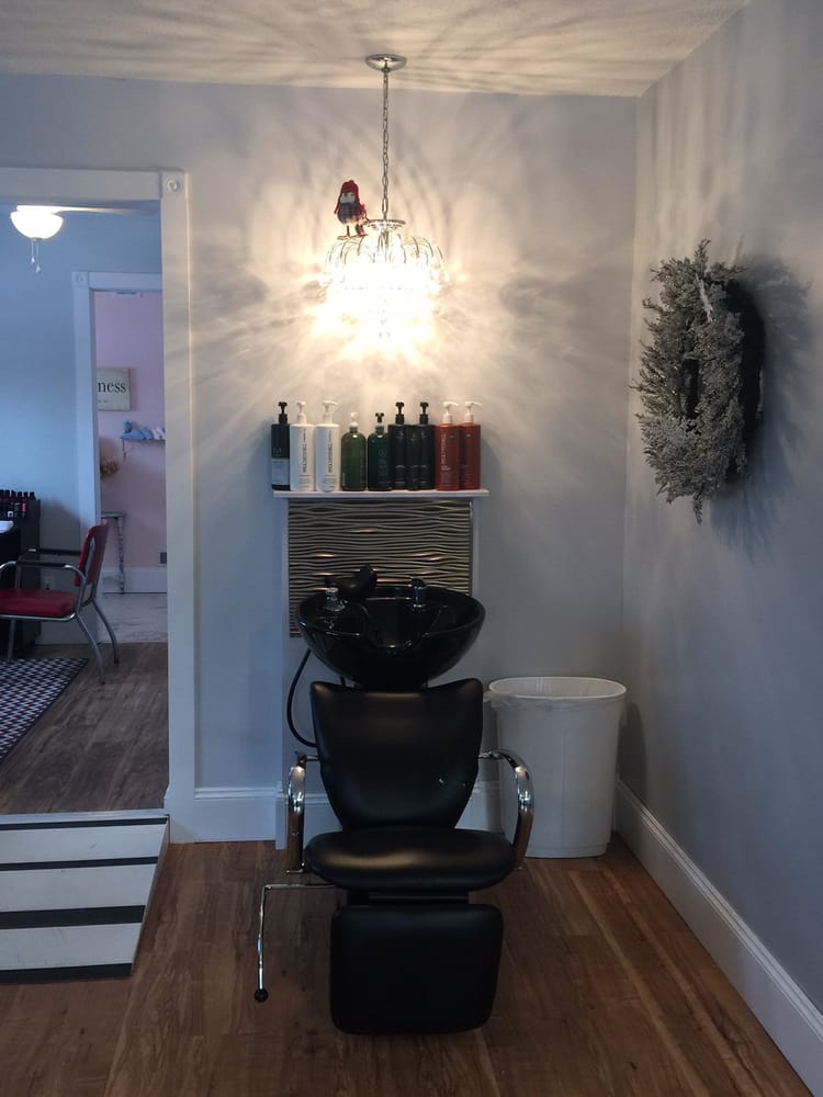 HAIR WE R Updated September 2024 10 Photos 2170 N Marshall Rd, Honor, Michigan Hair