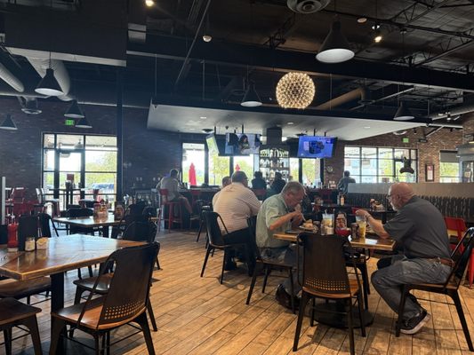 Chompie's Restaurant, Deli, and Bakery by null