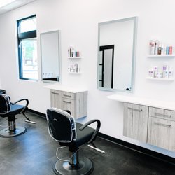 The Elite Collective - Salon stations