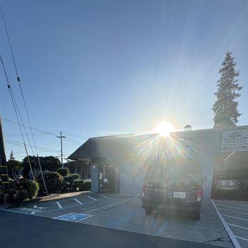 Low Price Auto Glass - Windshield Installation & Repair Near Me - Hayward, California Low Price Auto Glass - Windshield Installation & Repair Near Me - Hayward, California