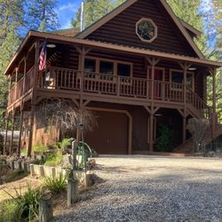 Mlu Custom Builders - Fresh exterior paint