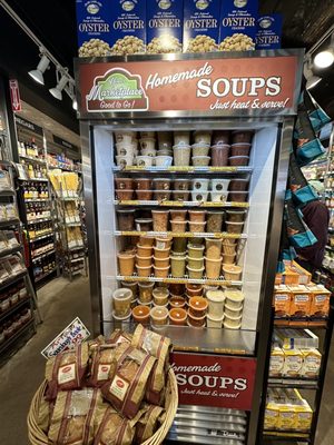 Nino Salvaggio International Marketplace by null