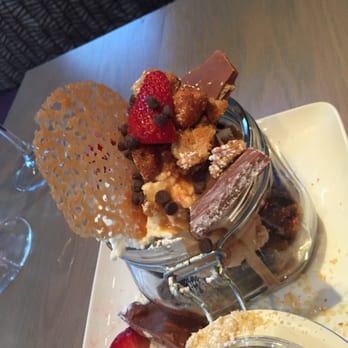 Autograph Brasserie - Sundae - Brasseries Near Me - Wayne, Pennsylvania