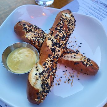 HT Grill - Happy hour pretzel which you technically need to sit in a certain area to order, otherwise you pay full price @$11.00 ('B' grade) - New American Near Me - Redondo Beach, California HT Grill - Happy hour pretzel which you technically need to sit in a certain area to order, otherwise you pay full price @$11.00 ('B' grade) - New American Near Me - Redondo Beach, California