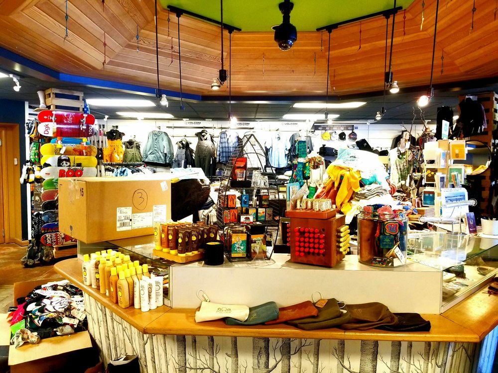 LEROY’S SKI & SNOWBOARD SHOPS 12 Photos & 40 Reviews Ski