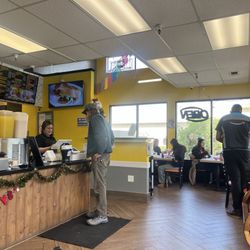 Taqueria La Perla - Interiors