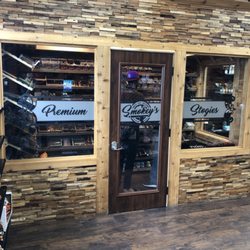 Smokeys - Walk in Humidor
