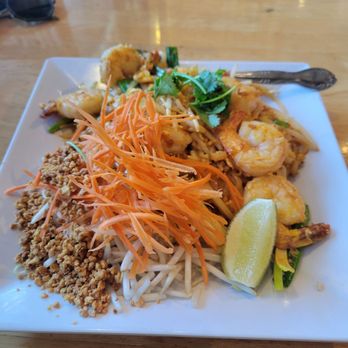 Palms Thai Restaurant - Pad Thai - Seafood Near Me - Los Angeles, California Palms Thai Restaurant - Pad Thai - Seafood Near Me - Los Angeles, California