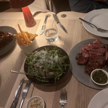 A Hereford Beefstouw - Steakhouses Near Me - Melbourne, VIC