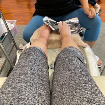 Pure Blanc Nails & Spa - Nail Salons Near Me - Palatine, Illinois