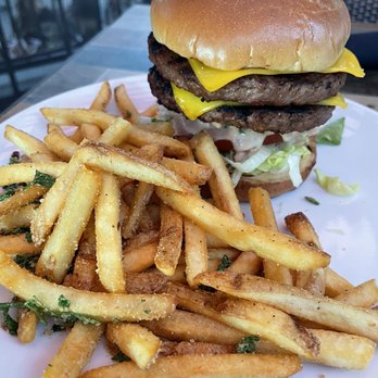 Miramonte Winery - Impossible Cali Burger - Wineries Near Me - Temecula, California Miramonte Winery - Impossible Cali Burger - Wineries Near Me - Temecula, California