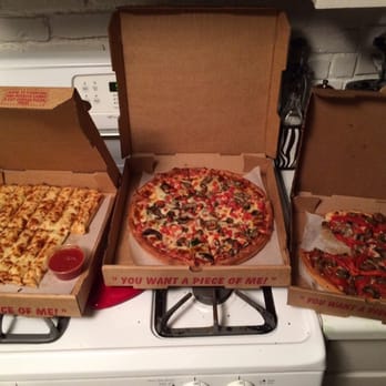 Longo's Italian Restaurant - pizzas and cheesy bread - Pizza Near Me - Mentor, Ohio Longo's Italian Restaurant - pizzas and cheesy bread - Pizza Near Me - Mentor, Ohio