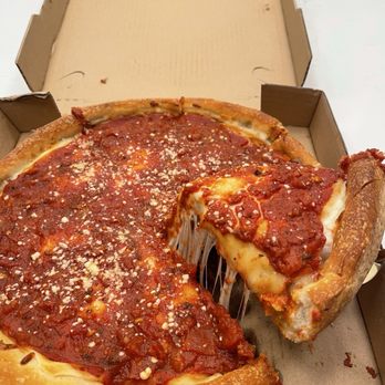 Chi Town Pizza - The 12" Special. Pepperoni, sausage, mushroom, green pepper, and onion. - Pizza Near Me