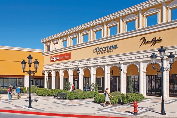 San Marcos Premium Outlets by null