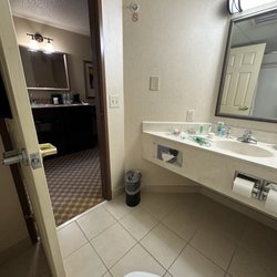 Country Inn & Suites by Radisson, Chanhassen, MN
