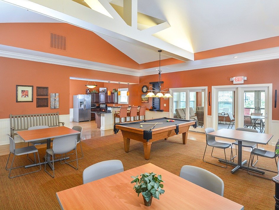 STONEGATE MEADOWS Updated April 2024 12 Photos 721 Crown Pointe