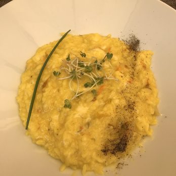 Ri.Me. - Risotto with zucchini blossoms - Tuscan Near Me - Siena, SI Ri.Me. - Risotto with zucchini blossoms - Tuscan Near Me - Siena, SI