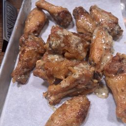 Garlic parmesan Bone-In Wings Garlic parmesan Bone-In Wings