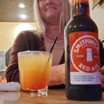 Danny's Celtic Pub - Pubs Near Me - Bedford, Texas