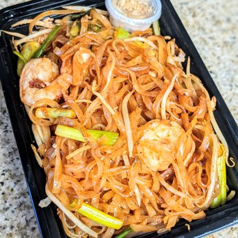 Tho One Thai Eatery - Shrimp Pad Thai - Thai Near Me - La Verne, California Tho One Thai Eatery - Shrimp Pad Thai - Thai Near Me - La Verne, California