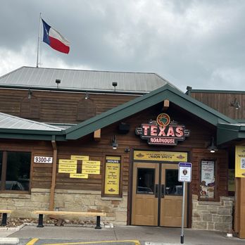 Texas Roadhouse - Front - Steakhouses Near Me - Austin, Texas Texas Roadhouse - Front - Steakhouses Near Me - Austin, Texas