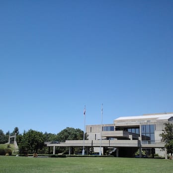 Redding Civic Auditorium - Redding Civic front lawn - Venues & Event Spaces Near Me - Redding, California