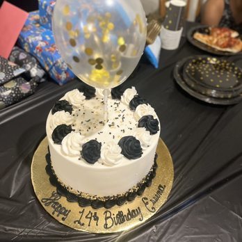 Lesley's Creative Cakes - Bakeries Near Me - MESA, Arizona