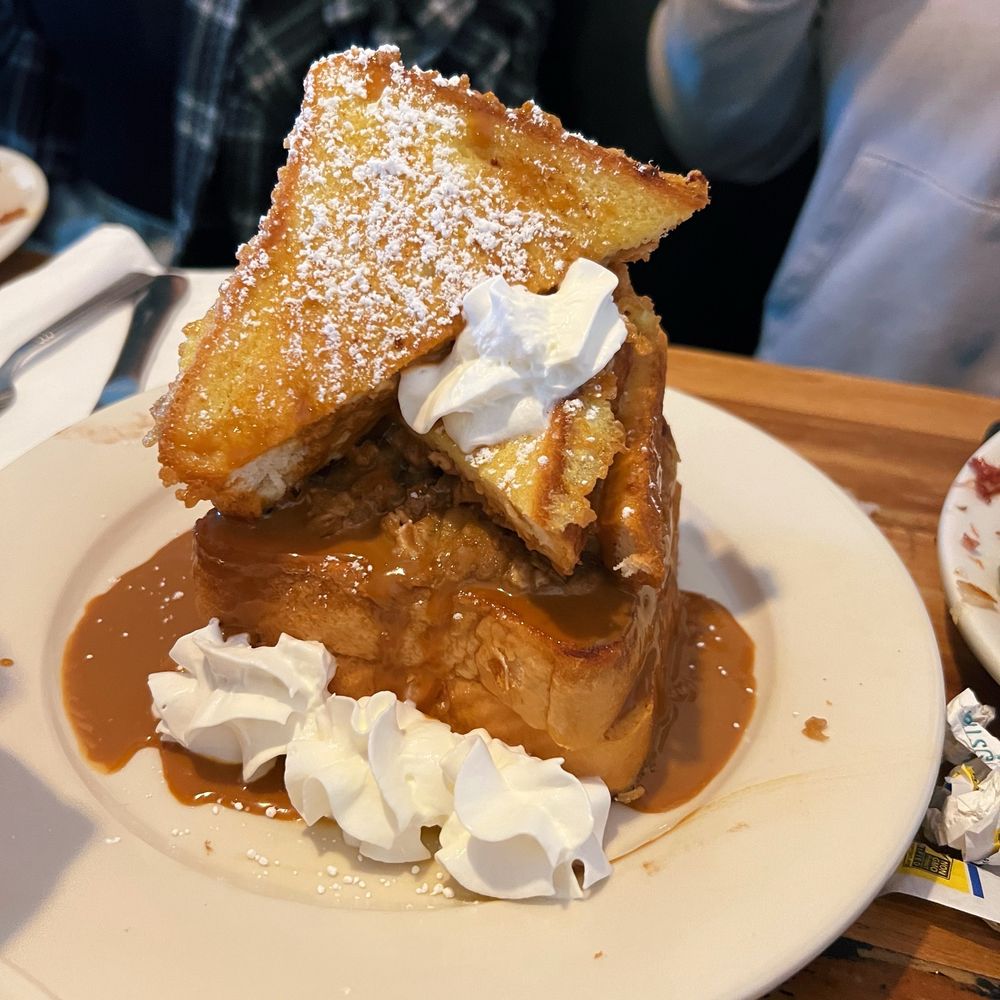 Apple crisp french toast