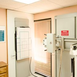 Lark Chiropractic - Our on site x-ray room