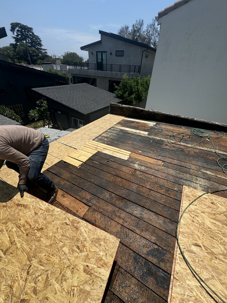 Slide of Ardon Roofing