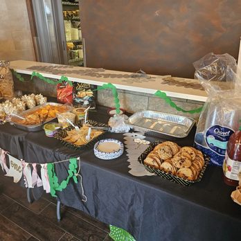 Stix n Brix Pizza + Cafe - Table of food, tables provided! - Pizza Near Me - Chicago, Illinois Stix n Brix Pizza + Cafe - Table of food, tables provided! - Pizza Near Me - Chicago, Illinois