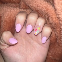 Tuscaloosa Nail and Spa - My nails a week later!