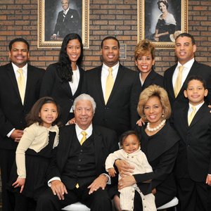 LEAK & SONS FUNERAL HOMES - Updated December 2025 - 26 Reviews - 18400