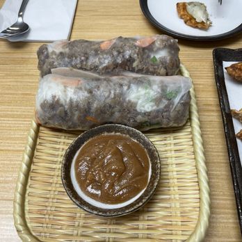 Ann's Noodle - Spring Rolls (1 order) with peanut sauce - Thai Near Me - Manitowoc, Wisconsin
