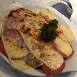 Schufi's Ochsen - Rosti -- hash brown with cheese and ham