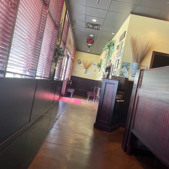 Olde Town Pizzeria - Pizza Near Me - Brandon, Florida