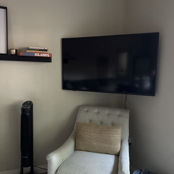 Guys OC Handyman - Corner mounted tv - Handyman Near Me Guys OC Handyman - Corner mounted tv - Handyman Near Me