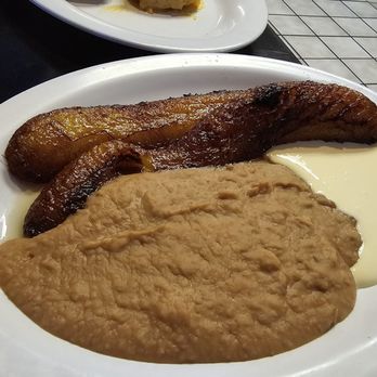 Restaurante El Guanaquito - Platanos fritos - Salvadoran Near Me - Phoenix, Arizona Restaurante El Guanaquito - Platanos fritos - Salvadoran Near Me - Phoenix, Arizona