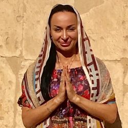 Infinite Presence - Kundalini Yoga & Holistic Healing - Present moment awareness brings calm, peace and sanity to your life. It exposes your ego and puts you in touch with your true self...