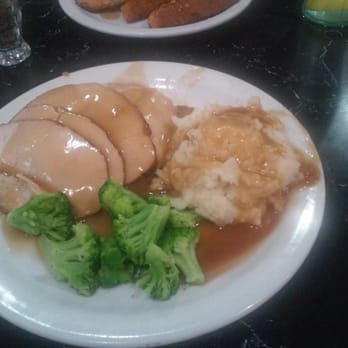 Denny's - Looks delicious. A little sloppy on the presentation though. - Diners Near Me - Chesapeake, Virginia Denny's - Looks delicious. A little sloppy on the presentation though. - Diners Near Me - Chesapeake, Virginia
