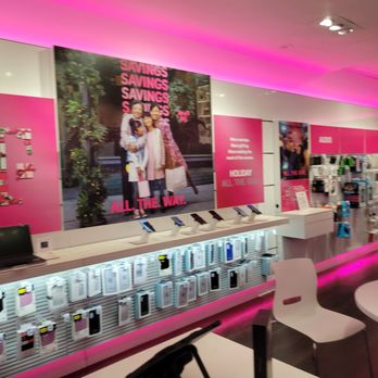 T-Mobile - Inside - Mobile Phones Near Me - Altamonte Springs, Florida T-Mobile - Inside - Mobile Phones Near Me - Altamonte Springs, Florida