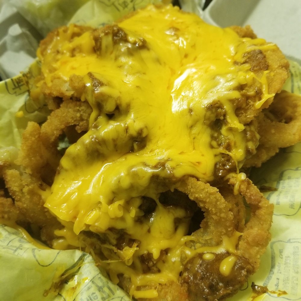 The Hat - Chili cheese onion rings - American Near Me - Temple City, California The Hat - Chili cheese onion rings - American Near Me - Temple City, California