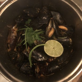 Flex Mussels - Mussels - Thai - Seafood Near Me - New York, New York Flex Mussels - Mussels - Thai - Seafood Near Me - New York, New York