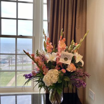 Knapp Flower Shop - Florists Near Me - Galveston, Texas